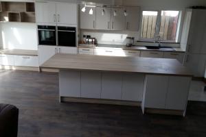 View 4 from project Fitted Kitchens